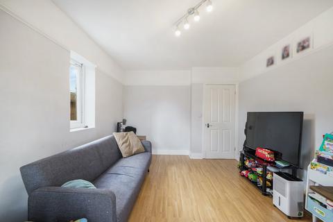 undefined, Bensham Grove, Thornton Heath, CR7