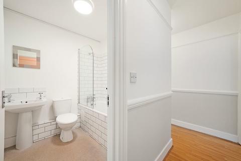 1 bedroom flat for sale, Bensham Grove, Thornton Heath, CR7
