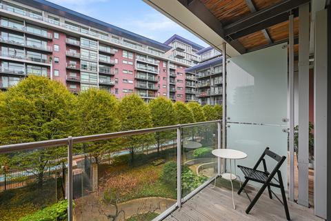 1 bedroom flat to rent, London SW11