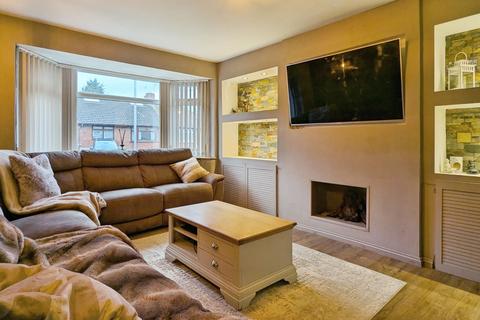 undefined, Laurel Avenue, Oldham, OL9