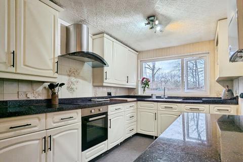 undefined, Laurel Avenue, Oldham, OL9