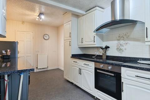 undefined, Laurel Avenue, Oldham, OL9