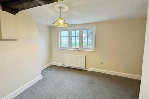 2 bedroom character property to rent, Sandbach Road, Stoke-On-Trent