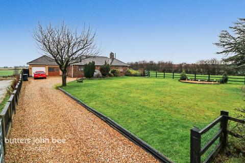 3 bedroom detached bungalow for sale, Hollywall Lane, Stoke on Trent ST6 4QB
