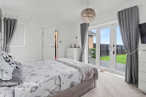 3 bedroom detached bungalow for sale, Hollywall Lane, Stoke on Trent ST6 4QB
