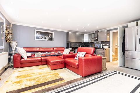 2 bedroom maisonette for sale, Christchurch Road, Bournemouth BH7