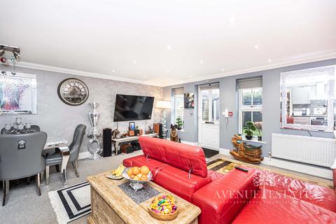 2 bedroom maisonette for sale, Christchurch Road, Bournemouth BH7