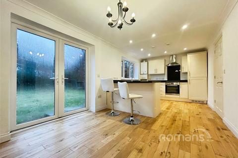 3 bedroom semi-detached house for sale, Beaumont Close, Maidenhead, Berkshire