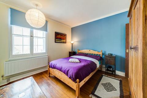 2 bedroom flat to rent, TAMAR HOUSE, SE11
