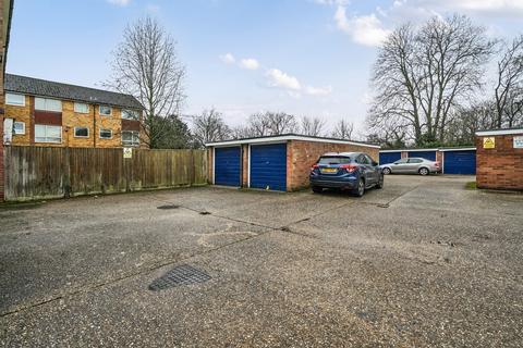 2 bedroom maisonette for sale, Liebenrood Road, Berkshire RG30