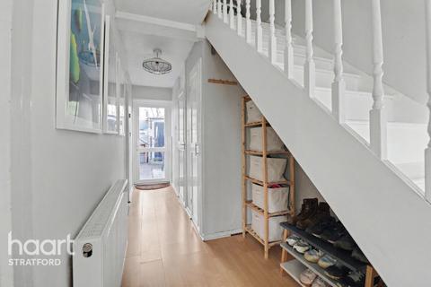 3 bedroom terraced house for sale, Wellington Road, Forest Gate