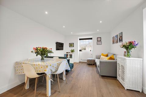 1 bedroom apartment for sale, Villiers Avenue, Surbiton KT5