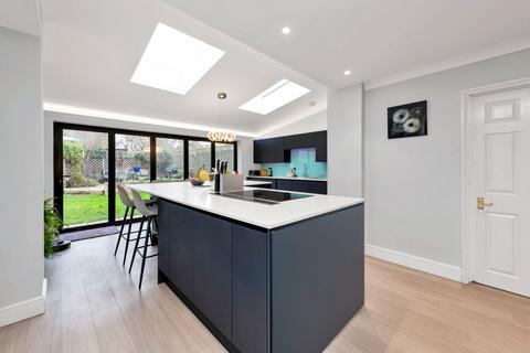 4 bedroom detached house for sale, Cassander Close, Royston SG8