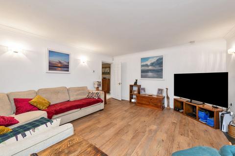 4 bedroom detached house for sale, Cassander Close, Royston SG8
