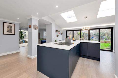 4 bedroom detached house for sale, Cassander Close, Royston SG8