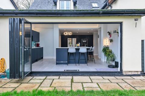 4 bedroom detached house for sale, Cassander Close, Royston SG8