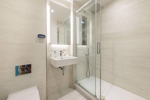 3 bedroom flat for sale, Achill Close, Colindale, LONDON, NW9
