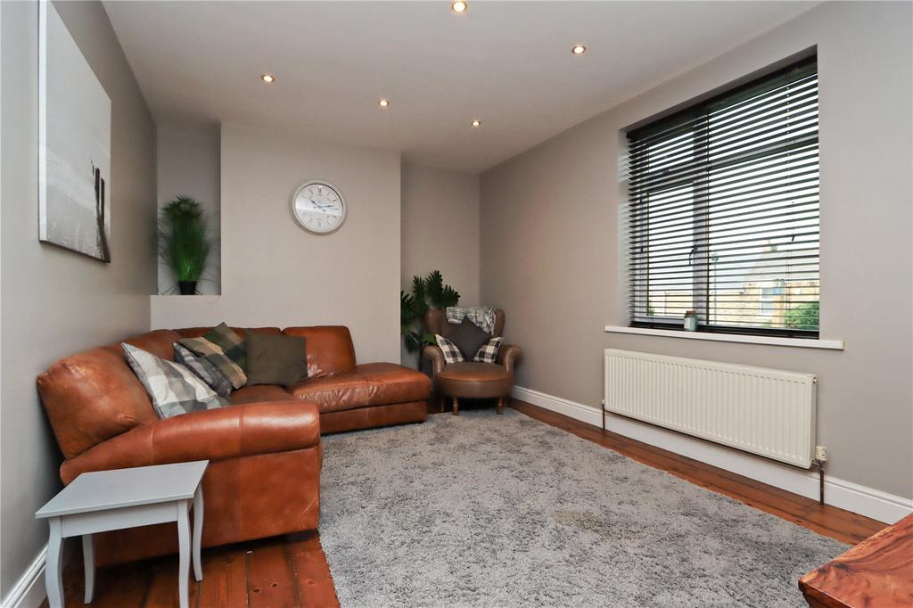 Living Room Pic 1