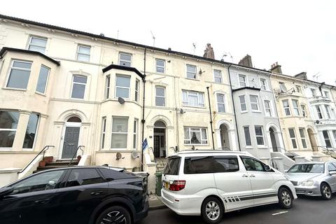 1 bedroom flat to rent, Waverley Grove, Southsea Unfurnished