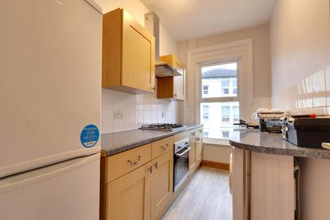 1 bedroom flat to rent, Waverley Grove, Southsea Unfurnished