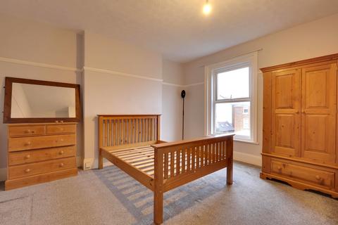 1 bedroom flat to rent, Waverley Grove, Southsea Unfurnished