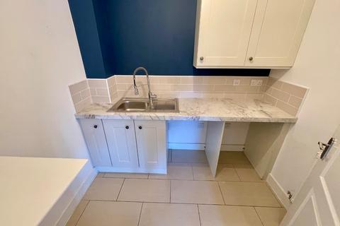 undefined, Rockfield Drive, Luton, Bedfordshire, LU3 3EY