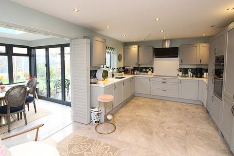 undefined, Welchs Close, Henlow, SG16