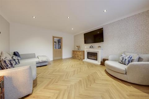 3 bedroom end of terrace house for sale, Station Road, Helmshore, Rossendale