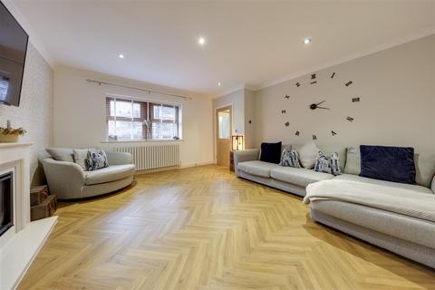 3 bedroom end of terrace house for sale, Station Road, Helmshore, Rossendale