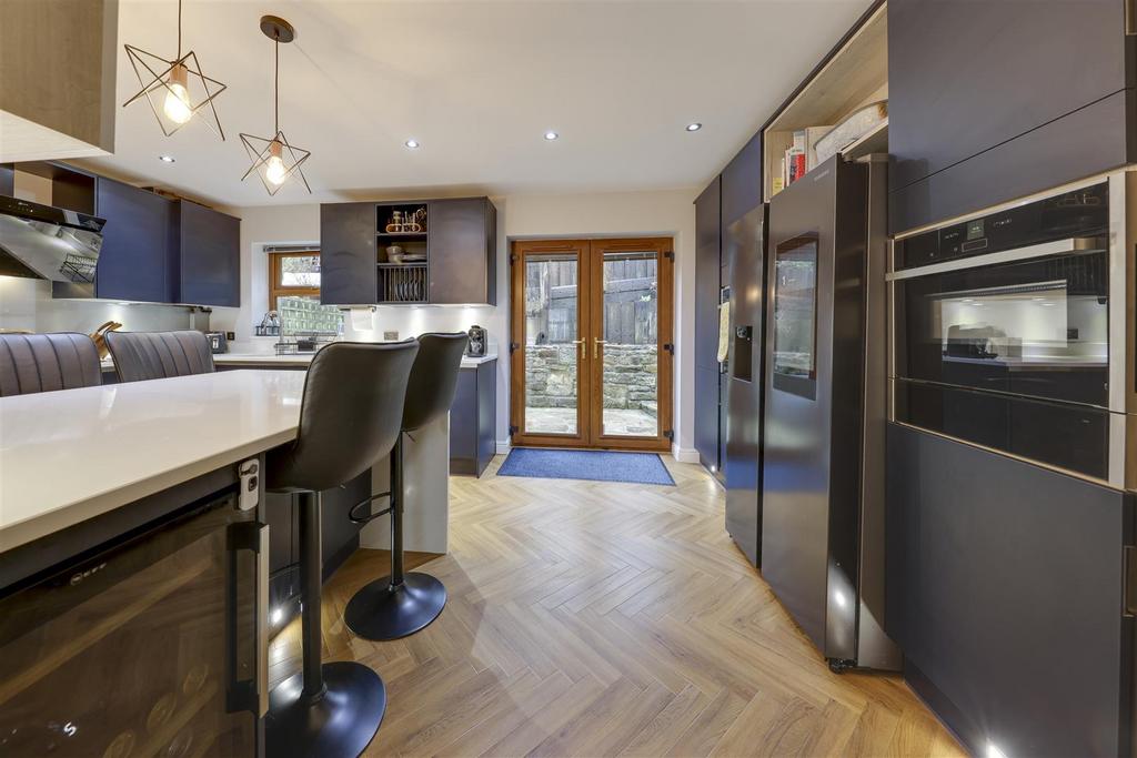 Kitchen Alt 2