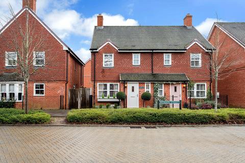 Webber Street, Horley RH6
