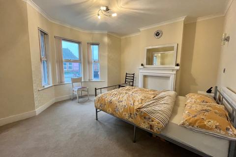 undefined, Dallow Road, Luton, Bedfordshire, LU1 1NE