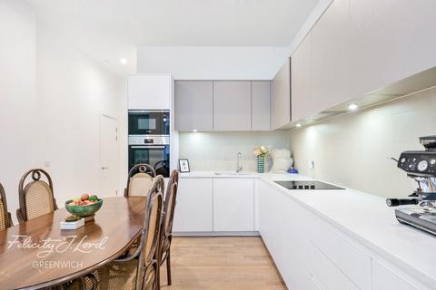 4 bedroom townhouse for sale, Henry Street, London SE8