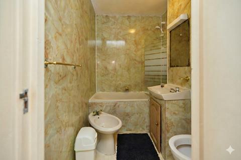 4 bedroom flat for sale, Vincent Street, London, SW1P