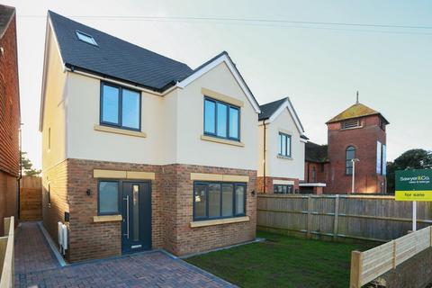 Gardner Road, Portslade, BN41