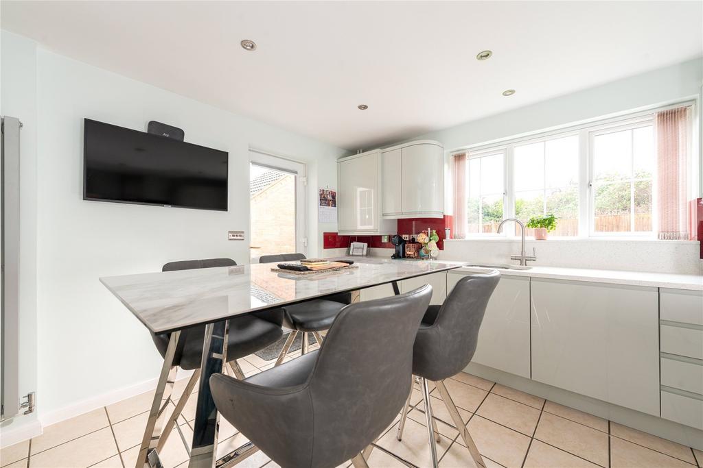 Kitchen/Breakfast Rm