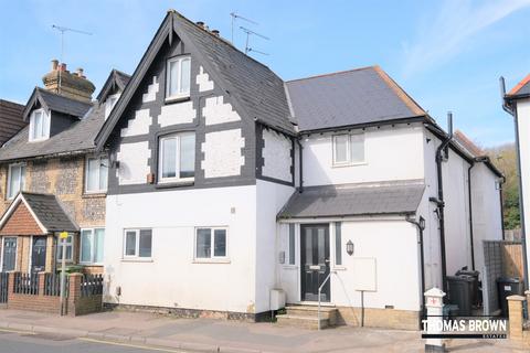 1 bedroom flat for sale, High Street, Green Street Green