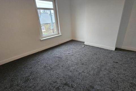 3 bedroom terraced house to rent, Hough Lane, Wombwell