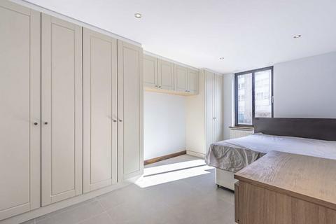 2 bedroom flat to rent, Malden Road, London NW5