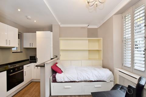 undefined, Warwick Way, London, SW1V