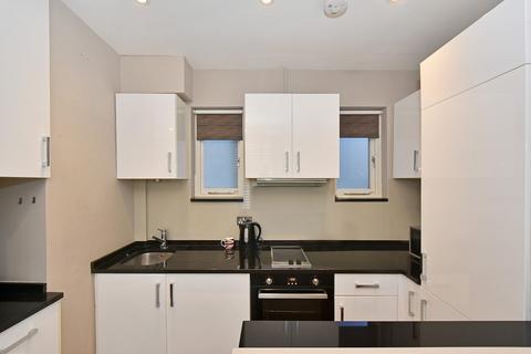 undefined, Warwick Way, London, SW1V