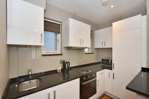 undefined, Warwick Way, London, SW1V