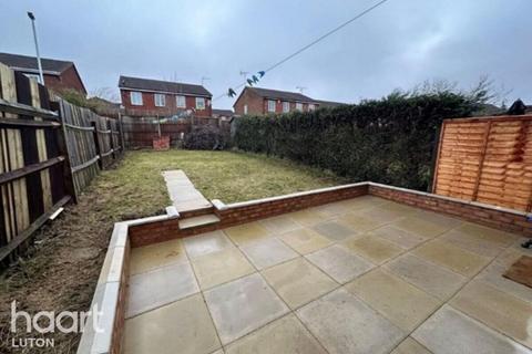 undefined, Falstone Green, Luton