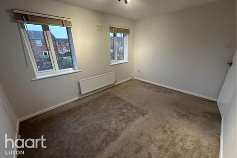 undefined, Falstone Green, Luton