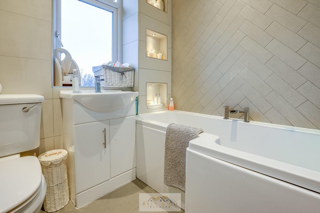 Bathroom 1.1