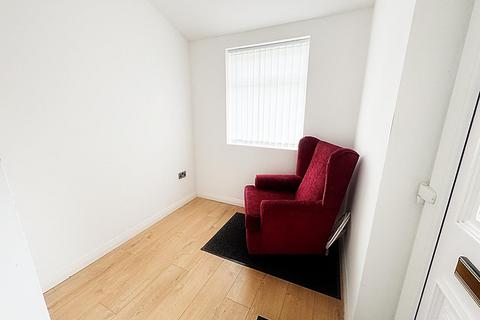 3 bedroom terraced house to rent, Bodmin Close, Wallsend