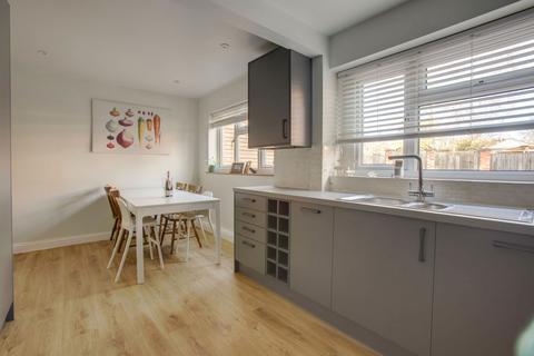 3 bedroom semi-detached house for sale, Lorne Grove, Nottingham NG12