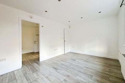 undefined, Brantwood Road, Luton LU1