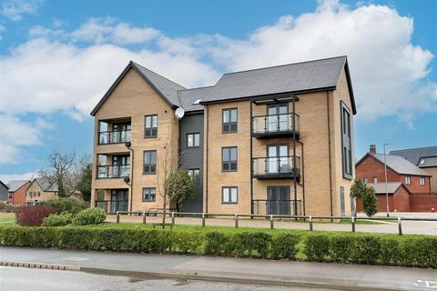 undefined, Claudia Gardens, Dunstable