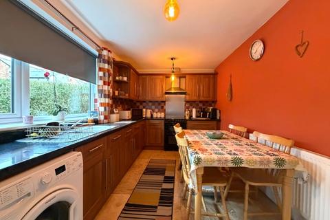 2 bedroom semi-detached house for sale, Romanes Street, Castle, Northwich